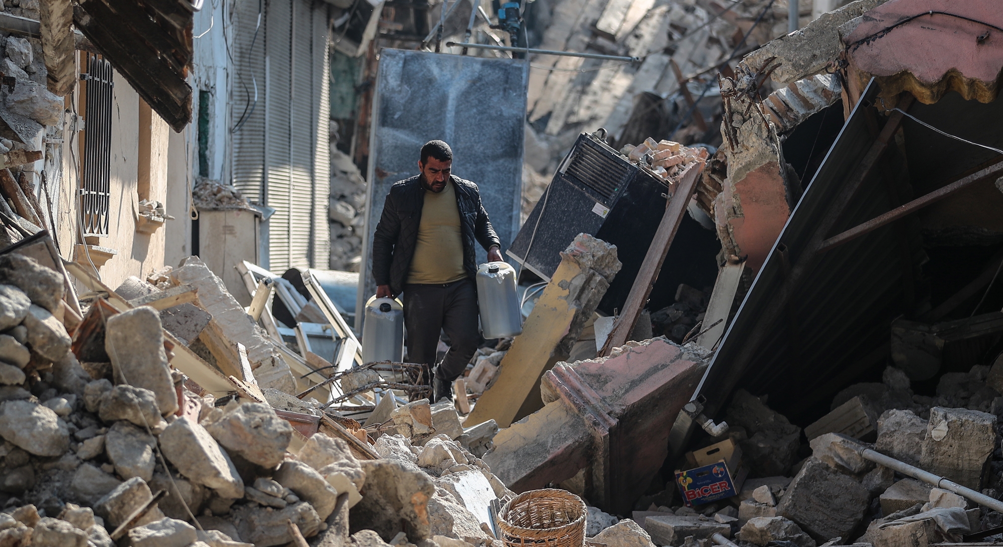 οι-έλληνες-είναι-φίλοι-μας-λένε-τρει-562294222