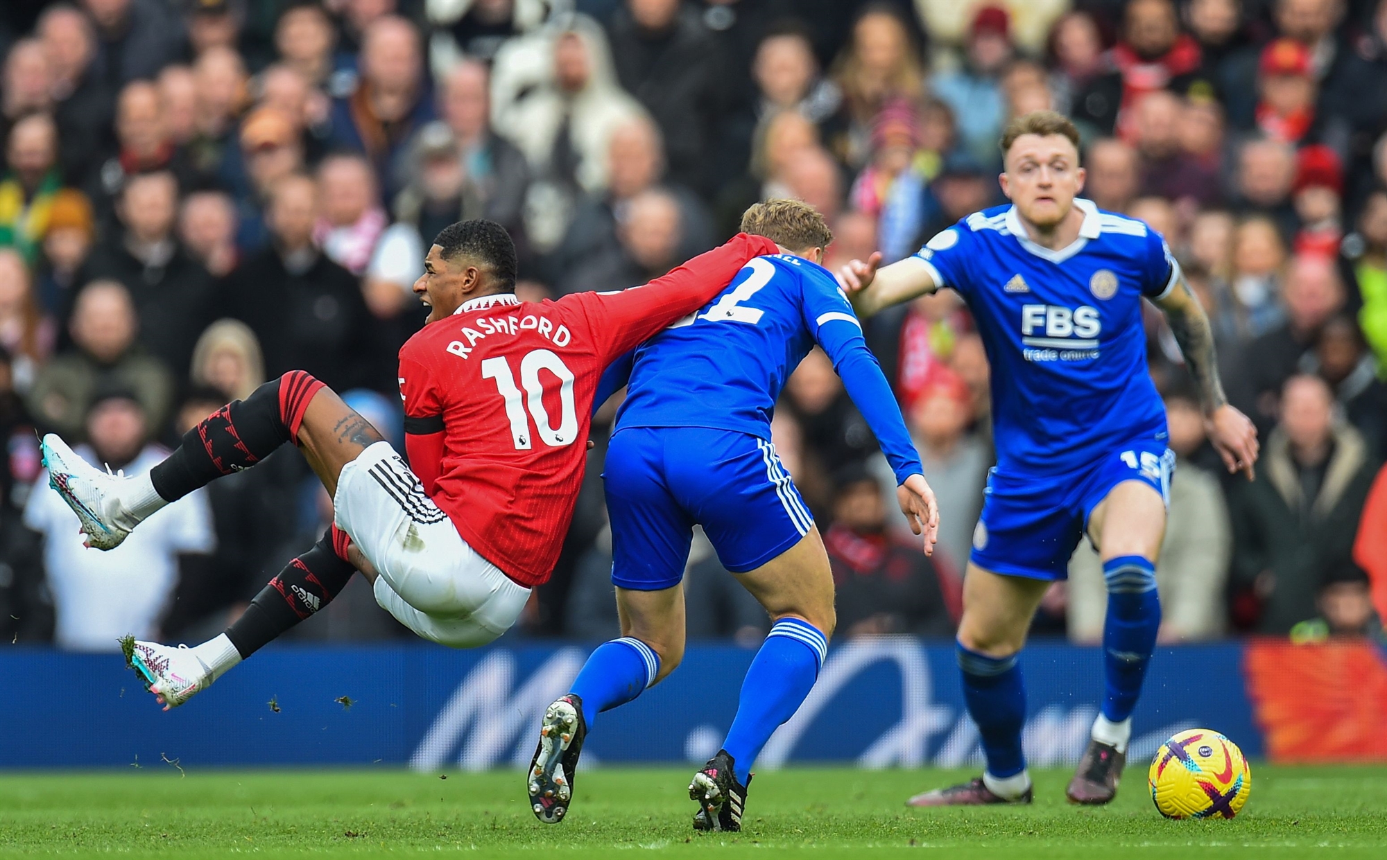 η-ευρώπη-προσγειώνει-ανώμαλα-τις-αγ-562294426