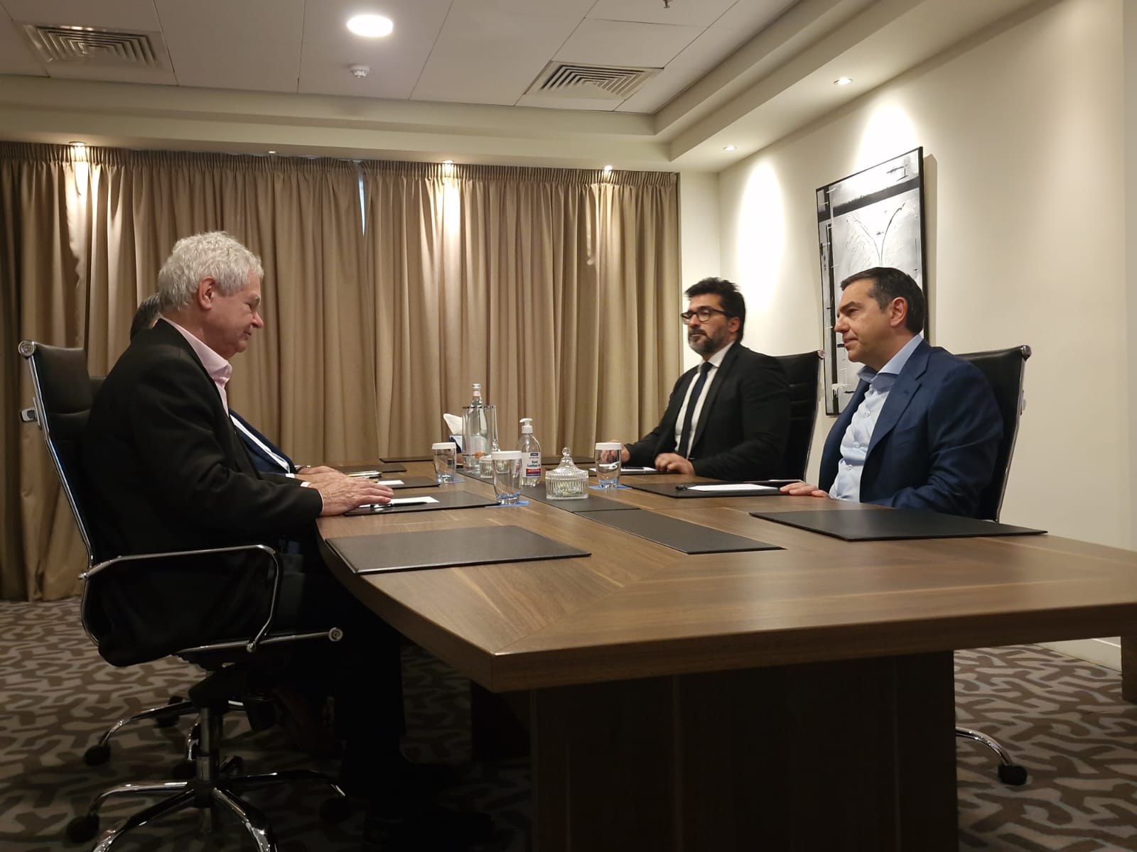 τσίπρας-επίσκεψη-στη-λευκωσία-με-συμβ-562294150