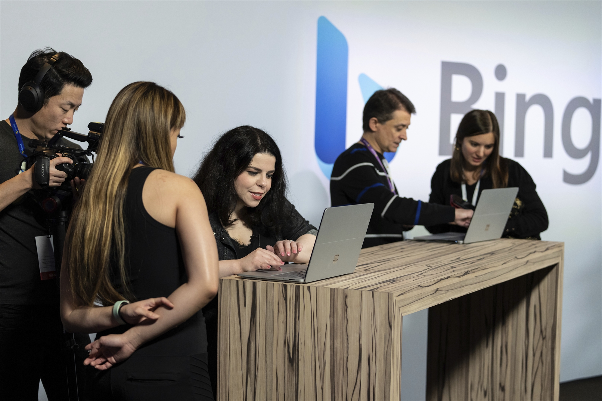 μάχη-κολοσσών-για-την-τεχνητή-νοημοσύ-562274239