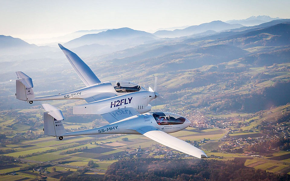 ζήτημα-χρόνου-τα-επιβατικά-αεροπλάνα-562268065