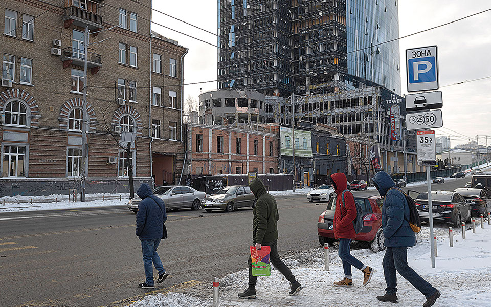 oι-κυρώσεις-βλάπτουν-και-την-ουκρανία-562272040