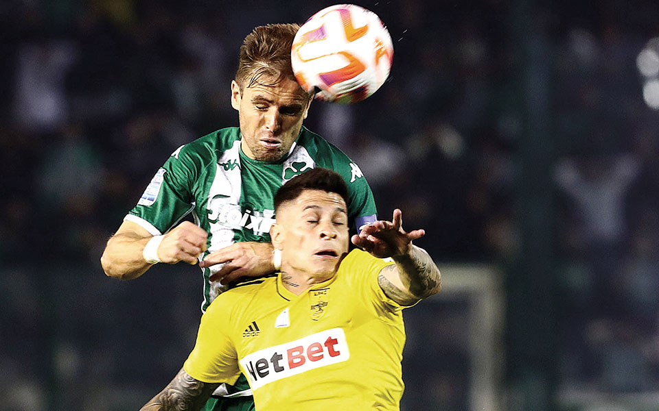 σούπερ-λιγκ-1-τα-βλέμματα-στο-βικελίδη-562274575