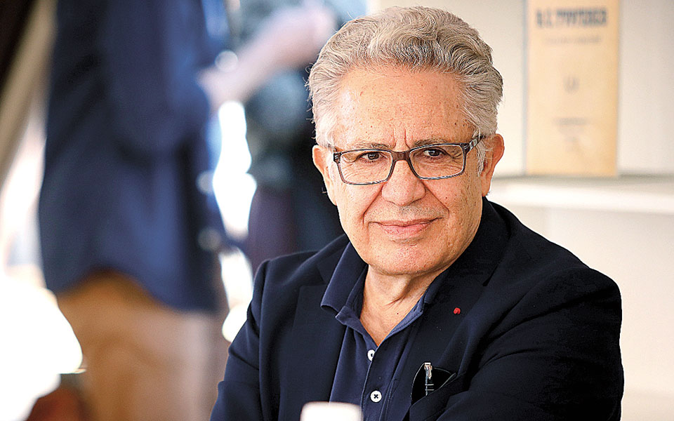 ο-ζουλφί-λιβανελί-στην-κ-έκρηξη-καλ-562274572