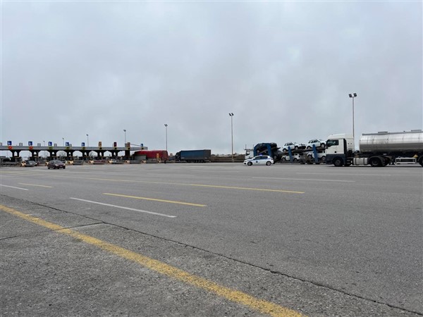 θεσσαλονίκη-ουρές-χιλιομέτρων-από-562264051