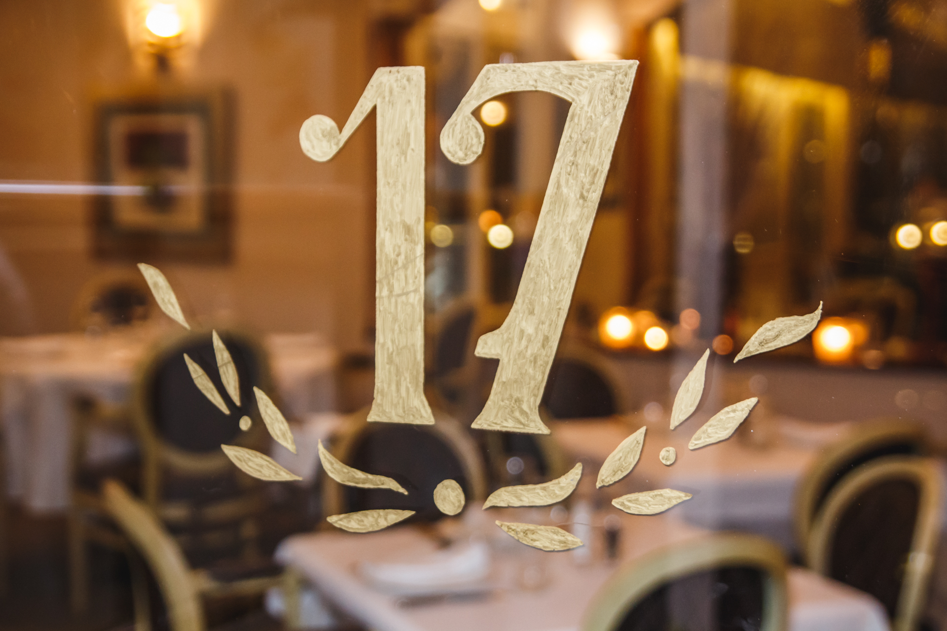 Φώτης Κρικζώνης: «έφυγε» ο παλαιότερος Ελληνας μπάρμαν που κερνούσε στυλ-1