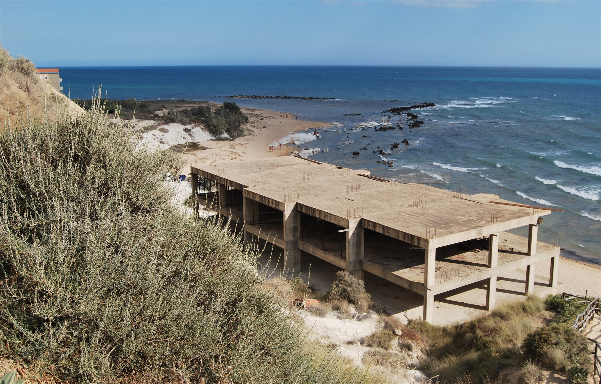 αυθαίρετα-αγνώστου-στατικότητος-562285489