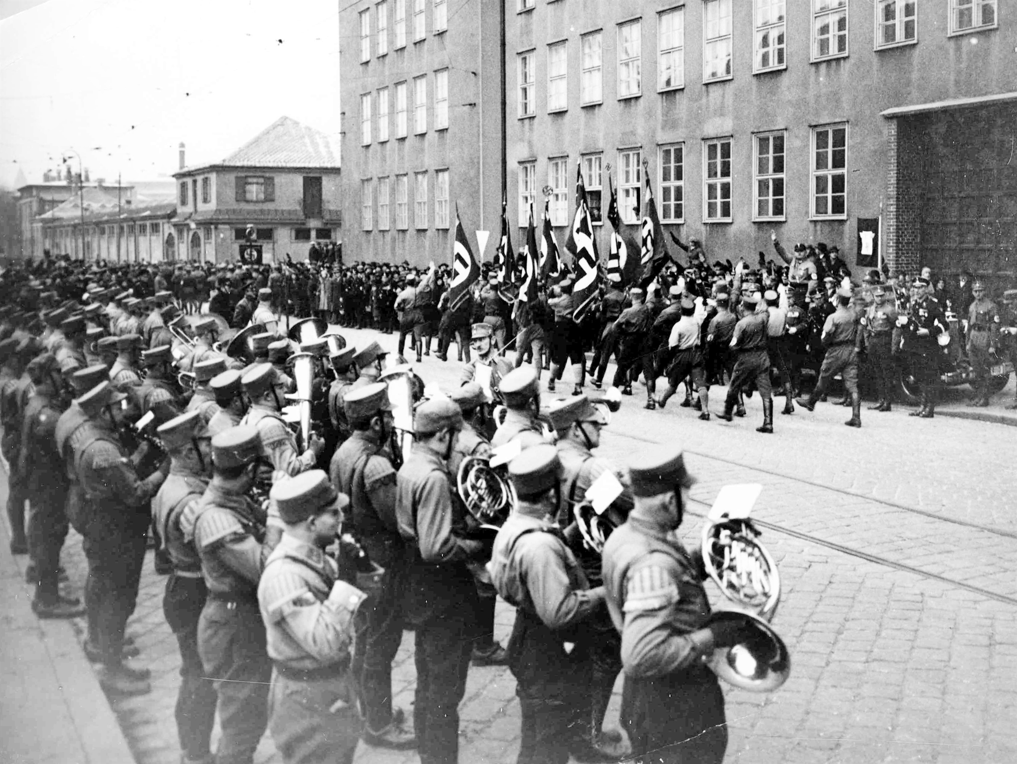 90-χρoνια-πριν-14-2-1933-562276939