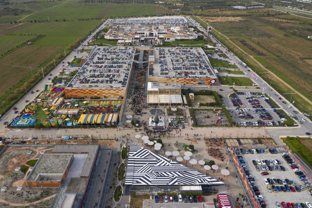 reds-ομολογιακό-δάνειο-714-εκατ-ευρώ-από-την-562258309