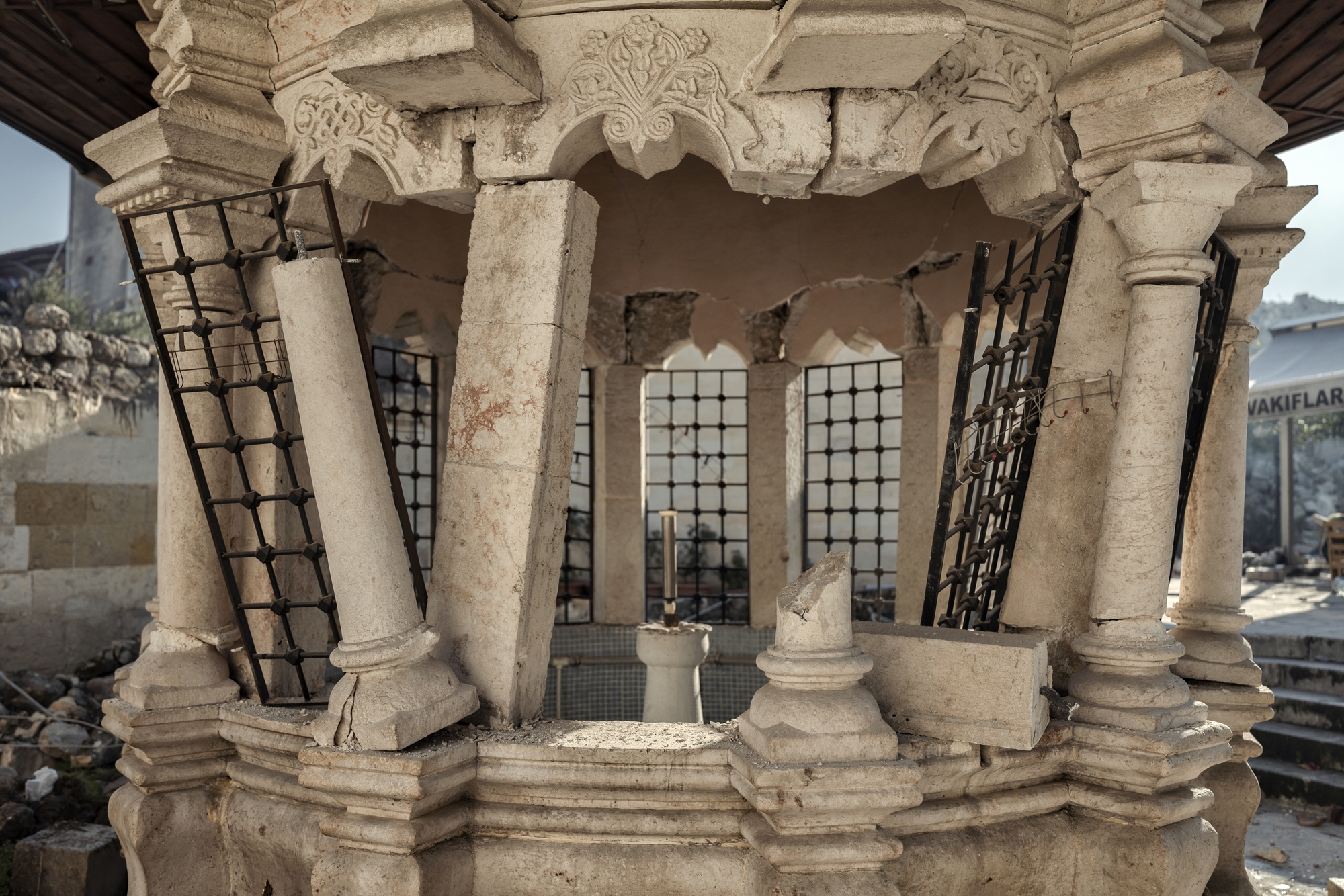 Σεισμός στην Τουρκία: Προεκλογική μάχη στα ερείπια-3