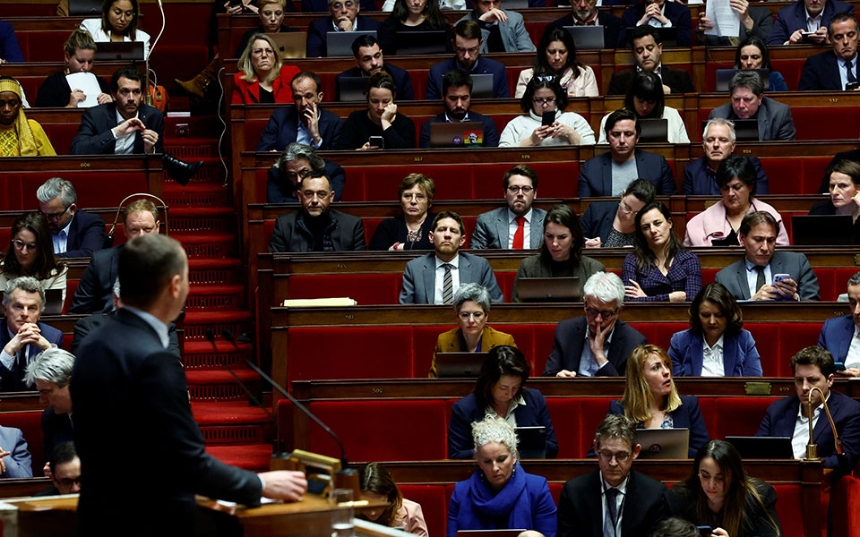 γαλλία-μετ-εμποδίων-η-συζήτηση-στην-562278520