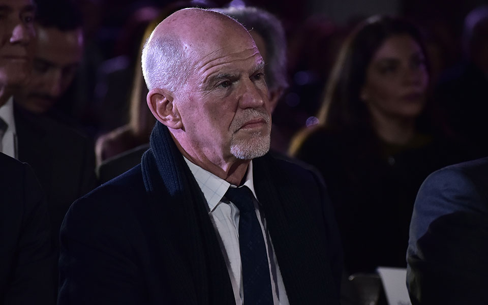 παπανδρέου-η-ιστορία-δεν-ξαναγράφετα-562286923