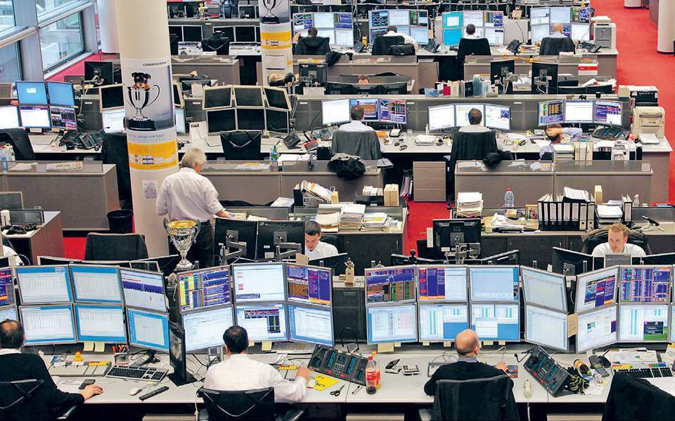 το-παγκόσμιο-χρέος-υποχωρεί-πρώτη-φορ-562295914