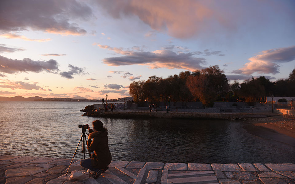 γενικά-αίθριος-σήμερα-ο-καιρός-με-μικρ-562281490