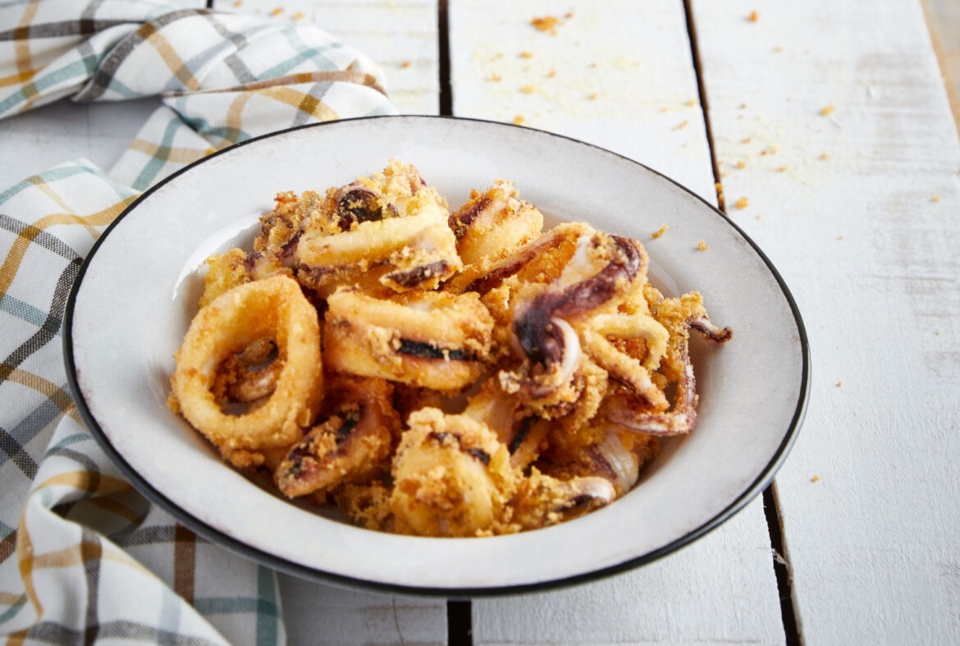 τηγανητά-καλαμαράκια-πώς-δεν-θα-πανιά-562293175