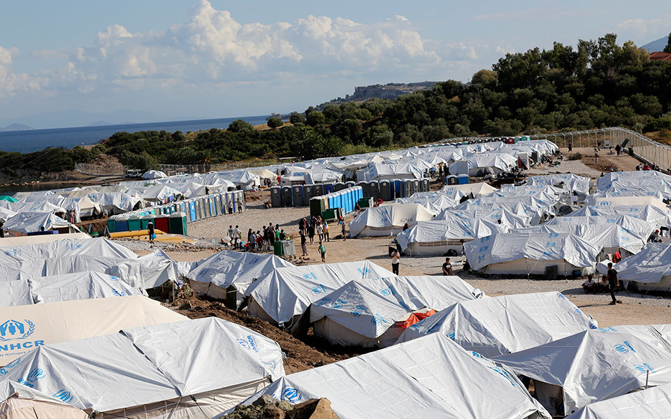 μεταναστευτικό-καταδίκη-για-μια-πράξ-562270273