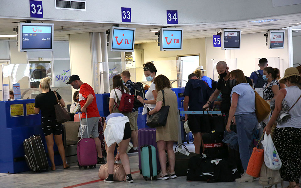 ηράκλειο-ακυρώσεις-πτήσεων-λόγω-ισχυ-562298200