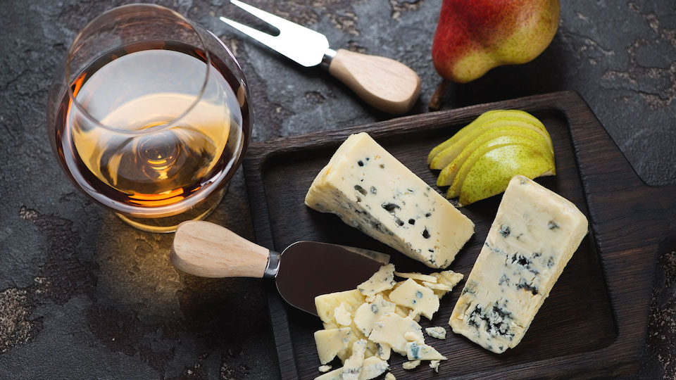 η-ιστορία-του-κονιάκ-και-πώς-το-πίνουμε-562288000