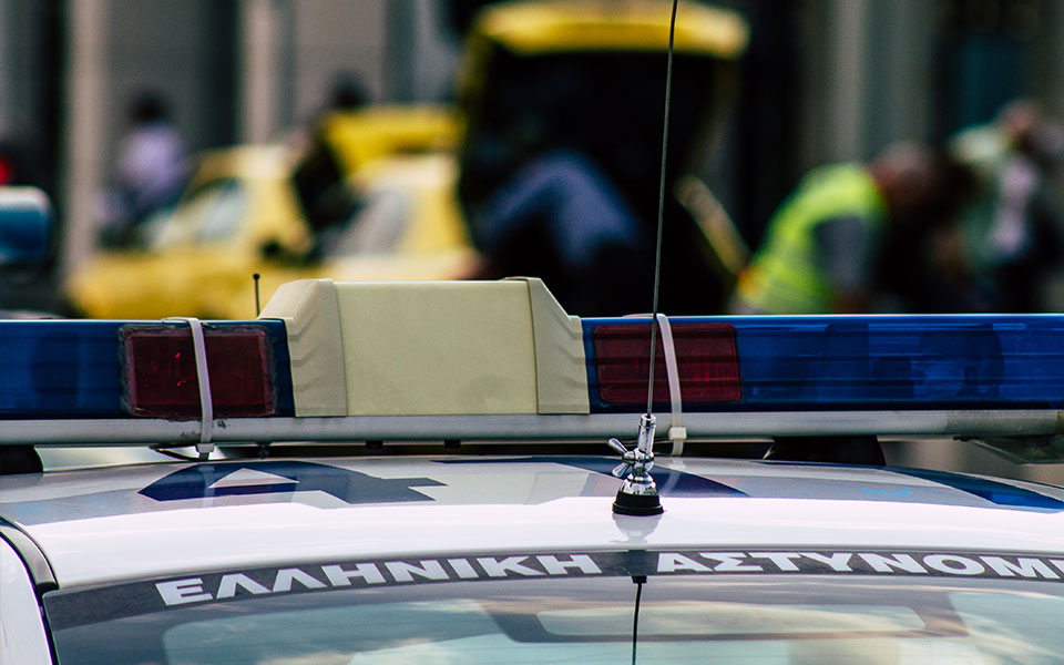 μαρούσι-άγνωστοι-επιτέθηκαν-σε-τέσσε-562270072