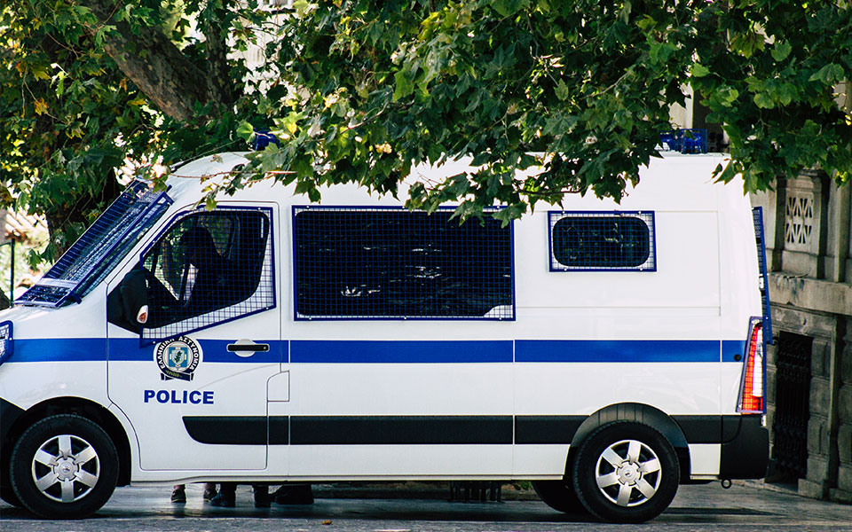 αθήνα-ειδική-επιχείρηση-της-ελ-ασ-με-23-σ-562291765