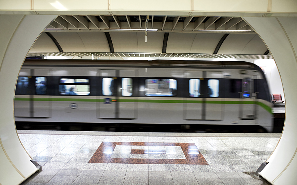 μετρό-στάση-εργασίας-στη-γραμμή-1-562299205