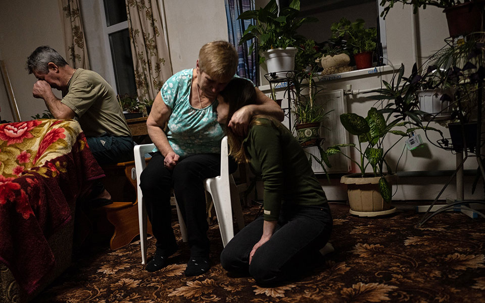 Ουκρανία: Από δασκάλα, στο μέτωπο της μάχης – «Διαβάζω παιδικά βιβλία στη διμοιρία μου»-3