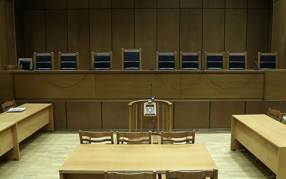 πετράλωνα-σε-δίκη-10-άτομα-για-την-υπόθε-562280110