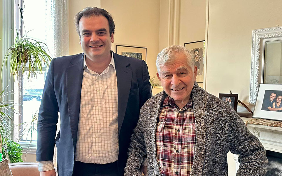 συνάντηση-πιερρακάκη-με-μάικλ-δουκάκ-562297954