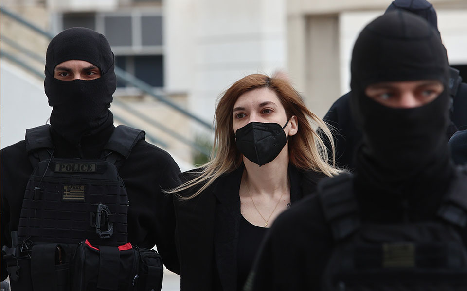 ρούλα-πισπιρίγκου-παραμένει-στη-φυλα-562293457