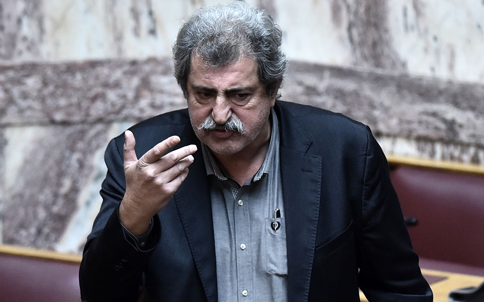 άρης-αλεξανδρής-πολακισμοί-επίπλασ-562297657