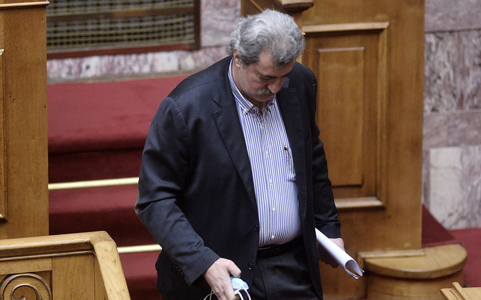 πασοκ-κιναλ-να-τεθεί-εκτός-κόμματος-ο-π-562297684