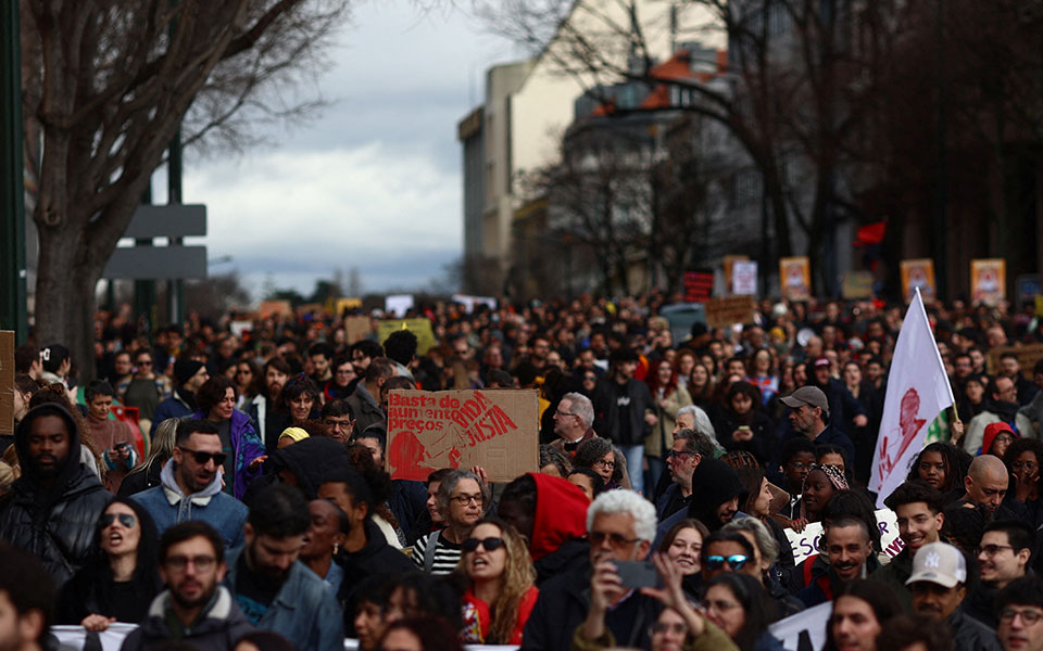 πορτογαλία-ιλιγγιώδης-αύξηση-του-κόσ-562297468