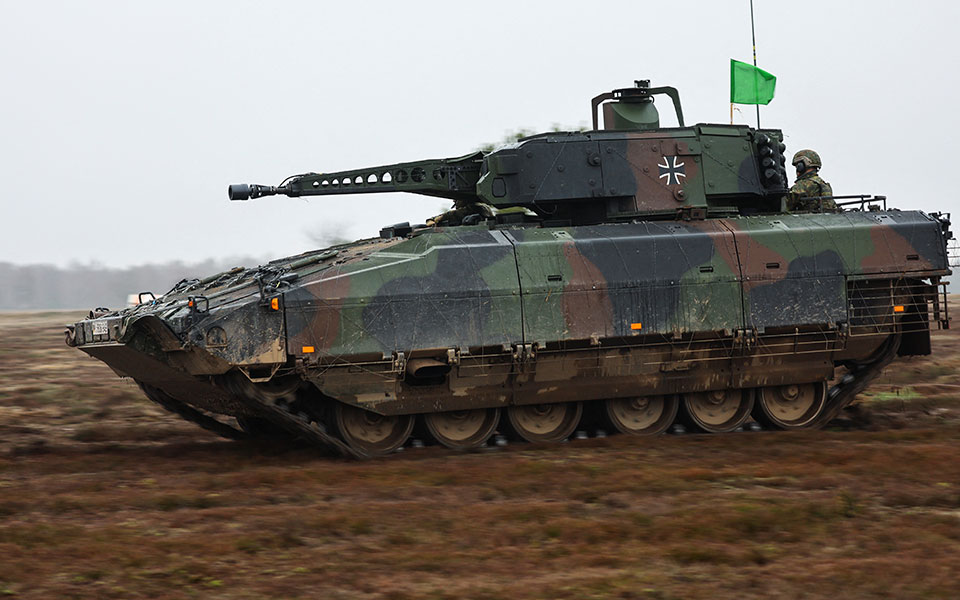 γερμανία-σύγκρουση-τεθωρακισμένων-puma-562257646