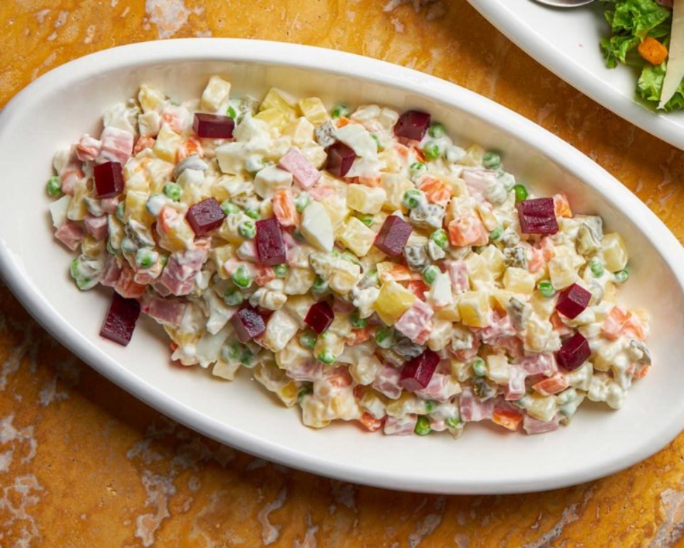 η-ρώσικη-της-νένας-ισμυρνόγλου-562289380