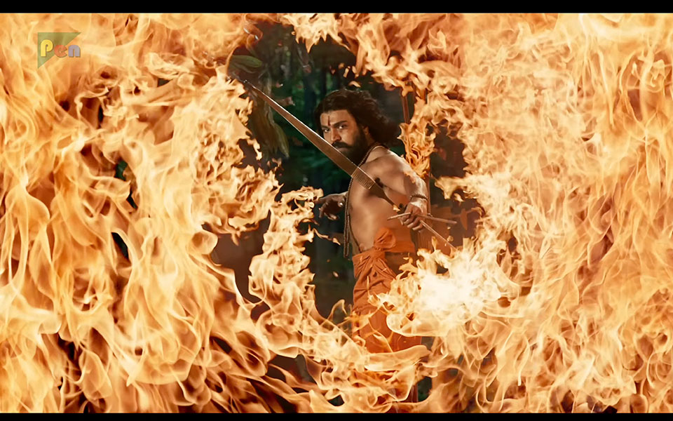 Το Χόλιγουντ «τρώει τη σκόνη» του Tollywood-2