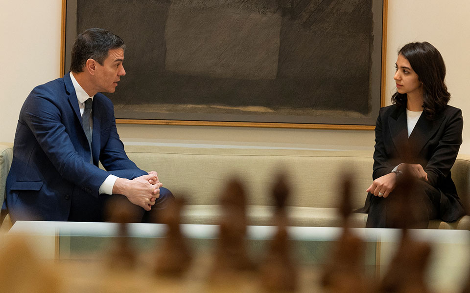 Σάρα Καντέμ: Η ιστορία της αυτοεξόριστης Ιρανής σκακίστριας-1