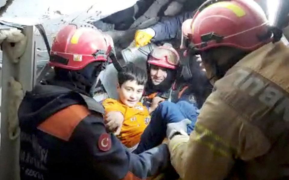 τουρκία-οργή-για-τον-12ωρο-αποκλεισμό-π-562270711