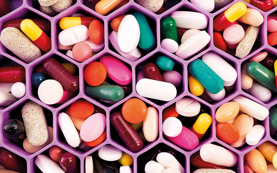 μήπως-παίρνετε-πάρα-πολλά-συμπληρώμα-562257190