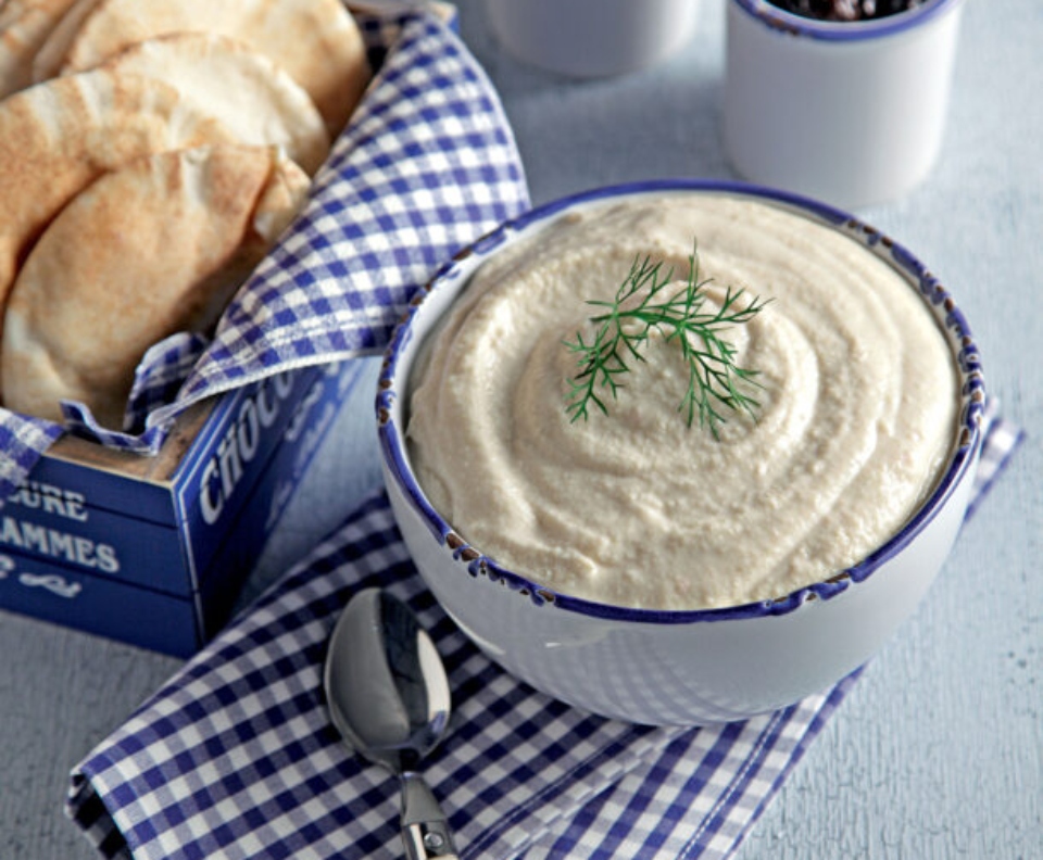 λευκή-ταραμοσαλάτα-και-3-τρόποι-να-την-σ-562291426