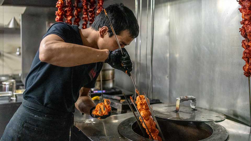 india-gate-μαρούσι-εδώ-το-κοτόπουλο-μαρινάρετ-562266637