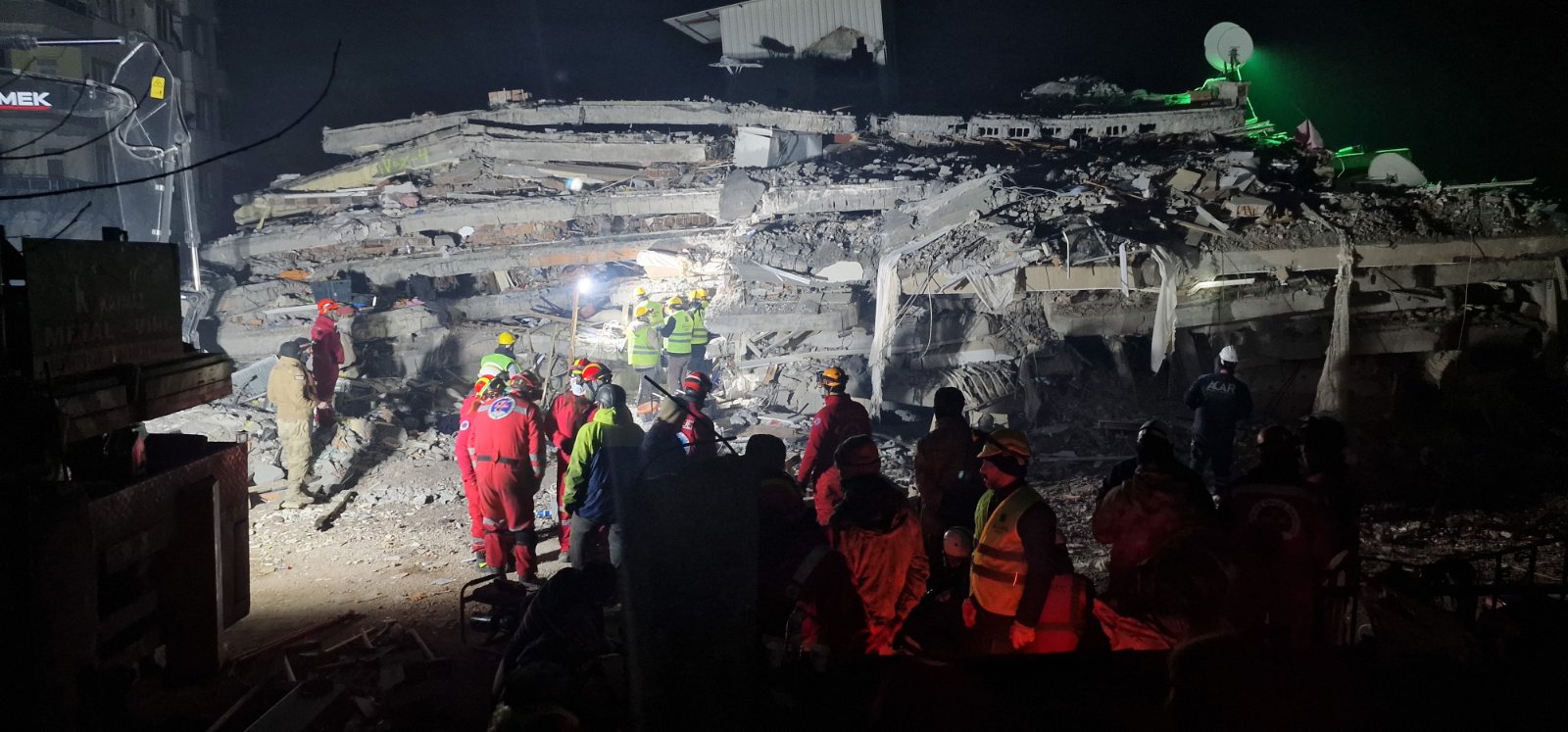 Αναζητώντας ζωή στα χαλάσματα – Ντοκουμέντα από την επιχείρηση της Ελληνικής Ομάδας Διάσωσης στην Τουρκία-1