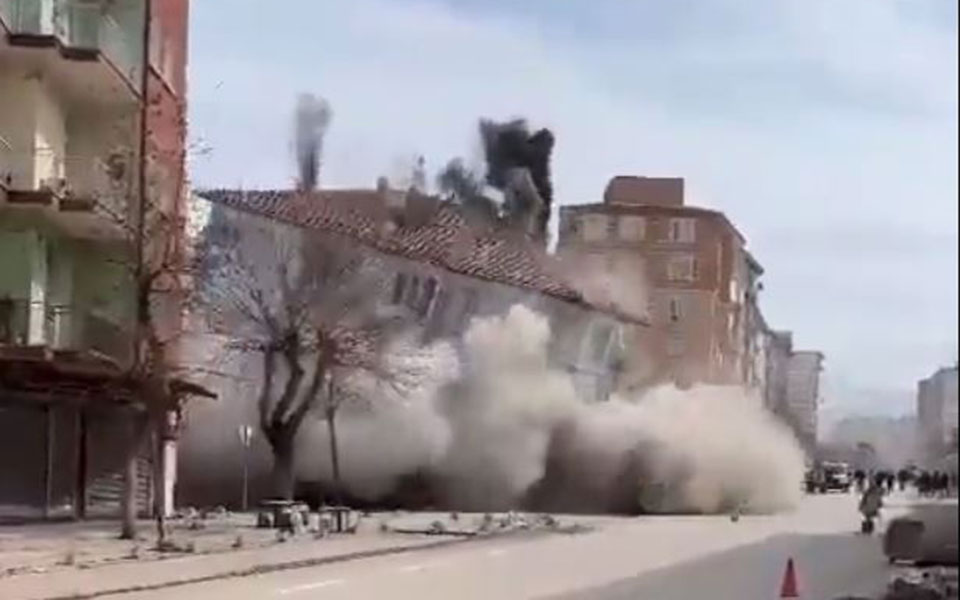 που-στήριξη-στην-άγκυρα-για-την-κάλυψη-562298014