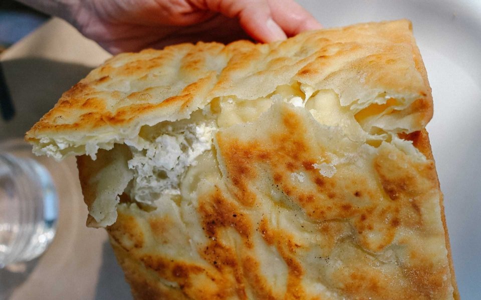 το-θρυλικό-ευβοιωτικό-τυροπιτάρι-562264852