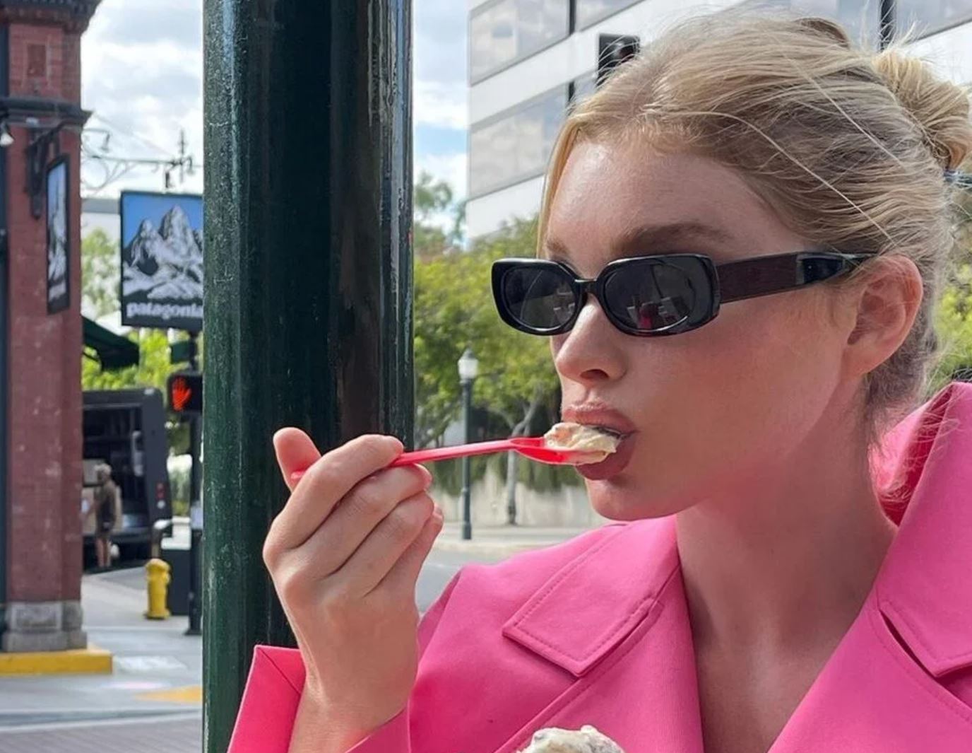 5-συνήθειες-που-μας-κάνουν-να-παίρνουμε-562265107