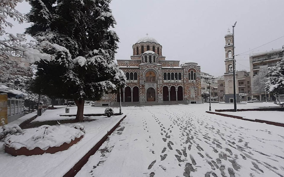 κακοκαιρία-μπάρμπαρα-χιονίζει-ακα-562267990