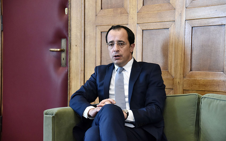 κύπρος-αναλαμβάνει-καθήκοντα-ο-νέος-π-562298179