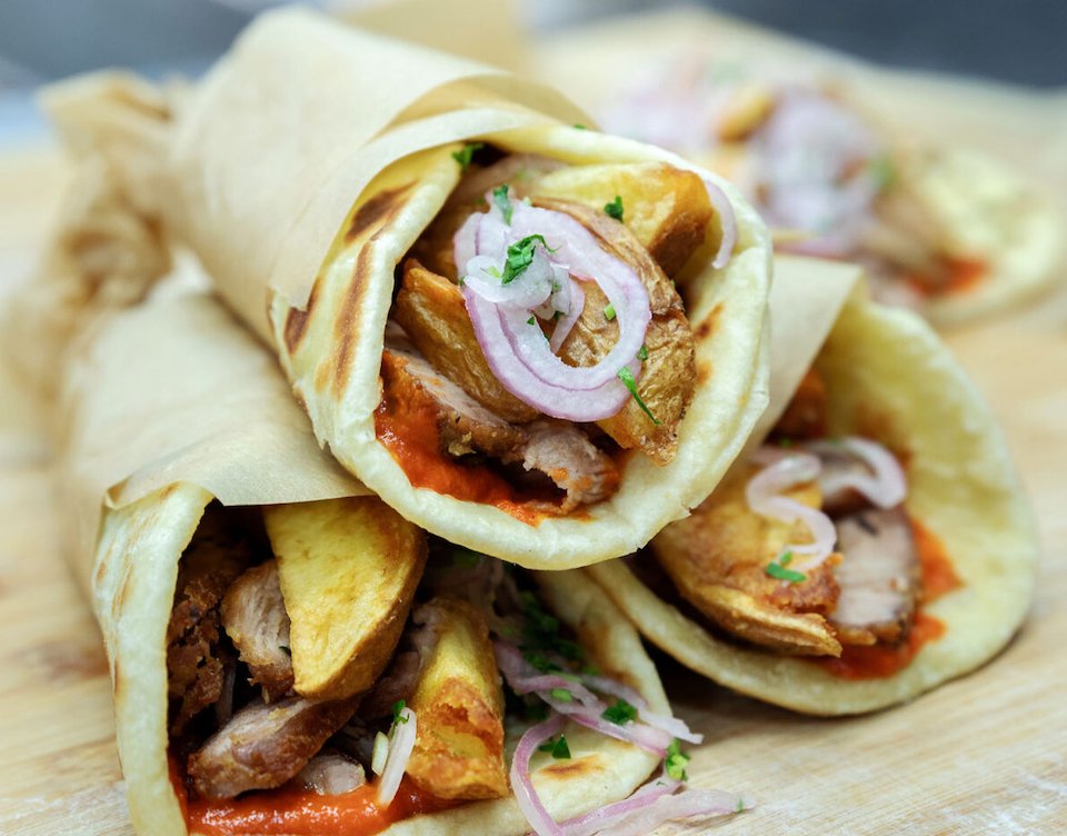 πιτόγυρο-κατ-οίκον-562272346