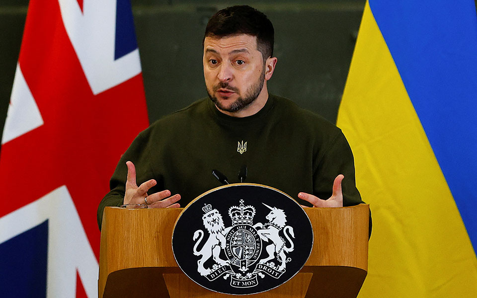 ζελένσκι-αν-οι-ρώσοι-καταλάβουν-τη-μπα-562269259