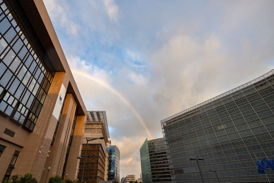 κομισιόν-καταργείται-από-το-2024-η-ρήτρα-δ-562319440