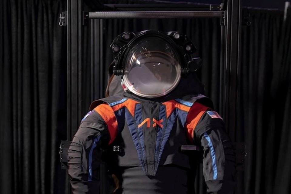 nasa-οι-νέες-διαστημικές-στολές-για-τους-α-562325536